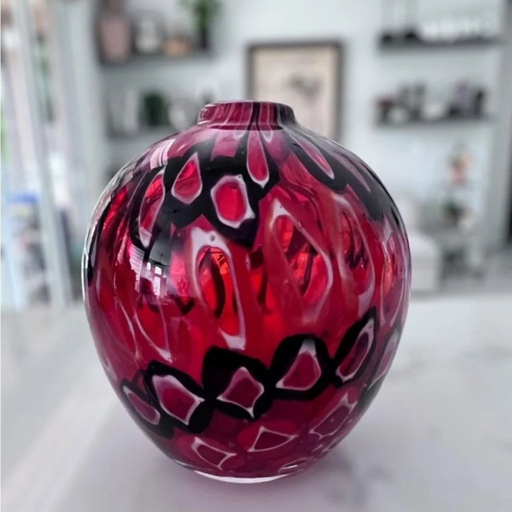 Crate & Barrel 